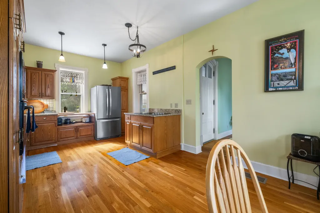 113 E Poppleton Street Sheridan MT 59749