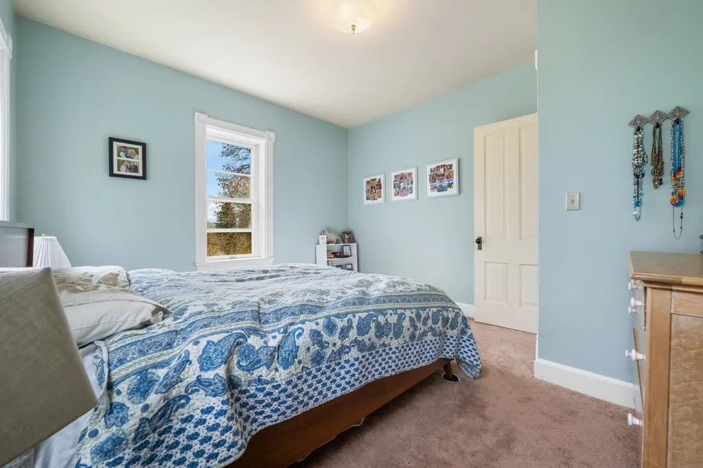 113 E Poppleton Street Sheridan MT 59749