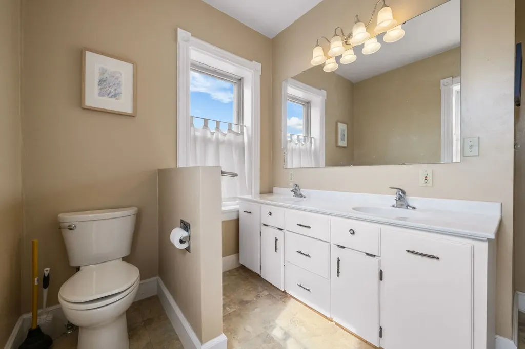 113 E Poppleton Street Sheridan MT 59749