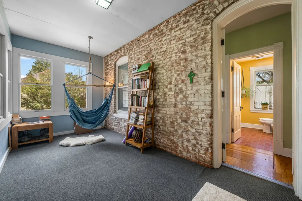 113 E Poppleton Street Sheridan MT 59749