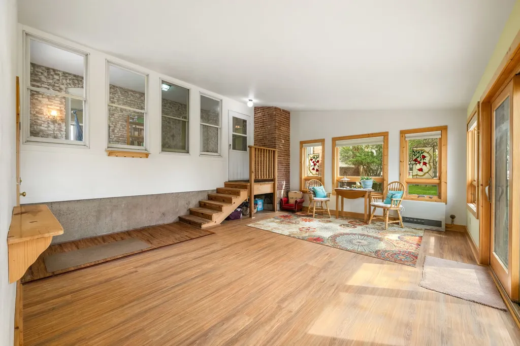 113 E Poppleton Street Sheridan MT 59749