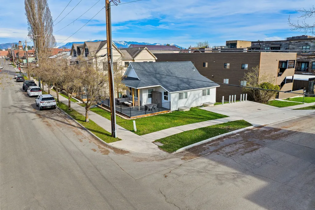 205 1/2 E 1st Street Whitefish MT 59937