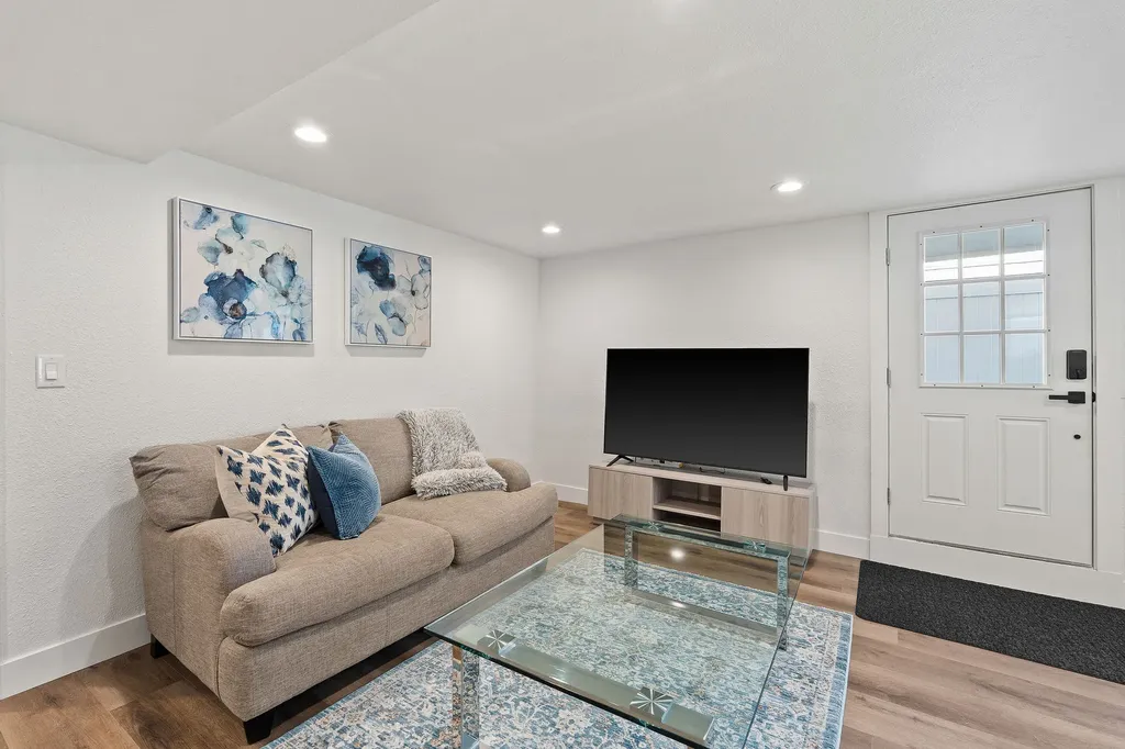 205 1/2 E 1st Street Whitefish MT 59937