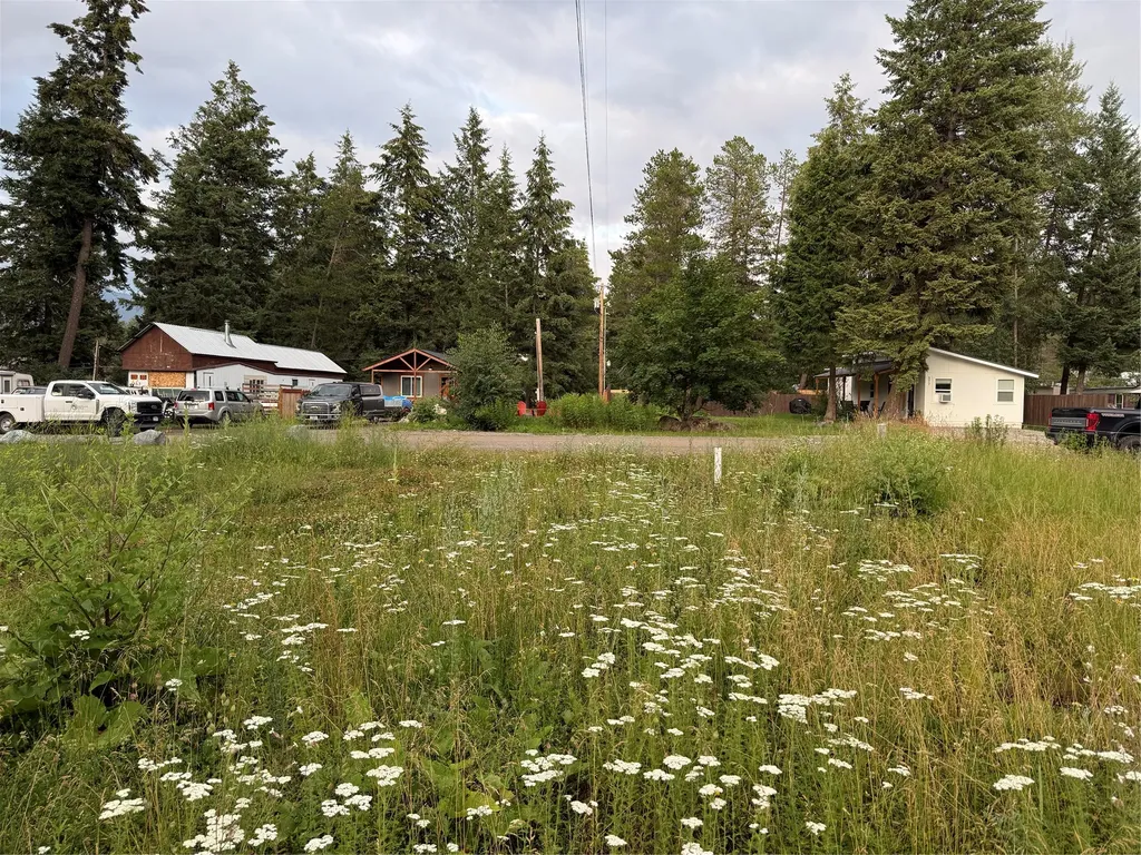526 Glacier Avenue Hungry Horse MT 59919