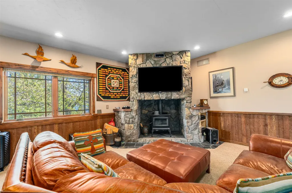 126 Somers Ridge Somers MT 59932