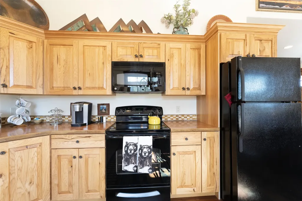 126 Somers Ridge Somers MT 59932