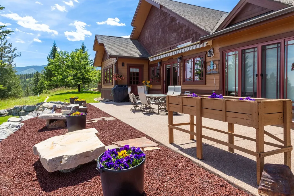 126 Somers Ridge Somers MT 59932