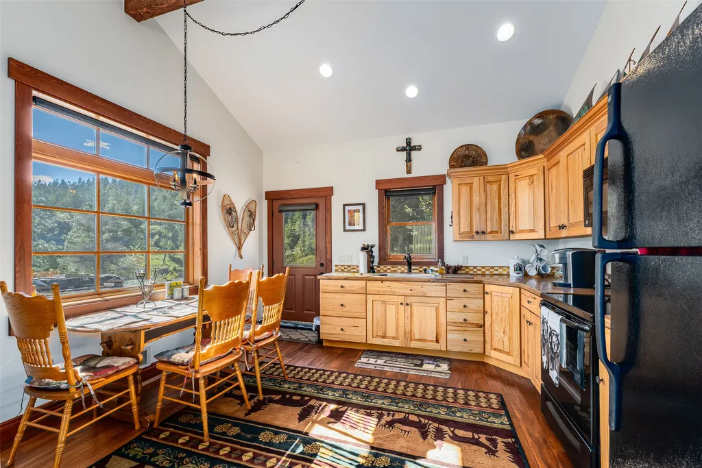 126 Somers Ridge Somers MT 59932