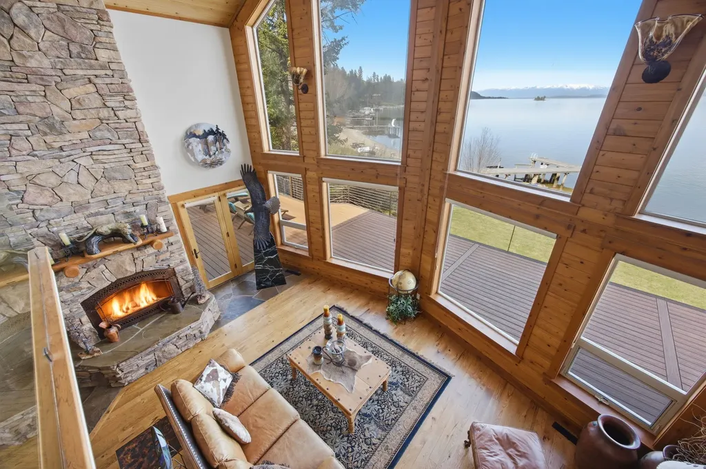 19234 Johns Lakeshore Drive Lakeside MT 59922