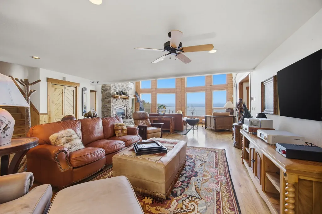 19234 Johns Lakeshore Drive Lakeside MT 59922