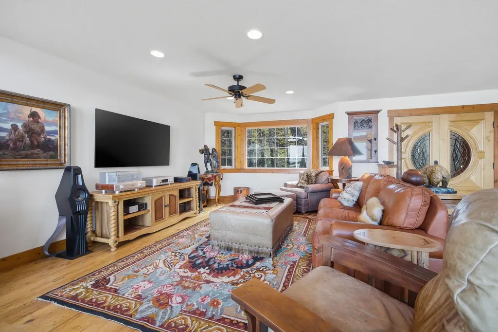 19234 Johns Lakeshore Drive Lakeside MT 59922