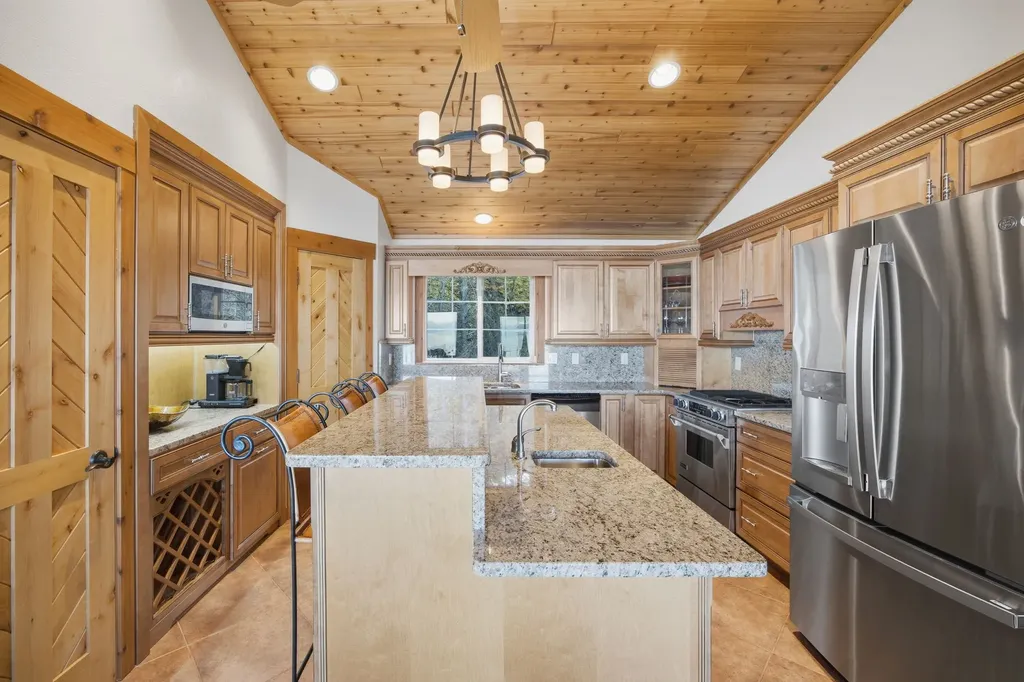 19234 Johns Lakeshore Drive Lakeside MT 59922
