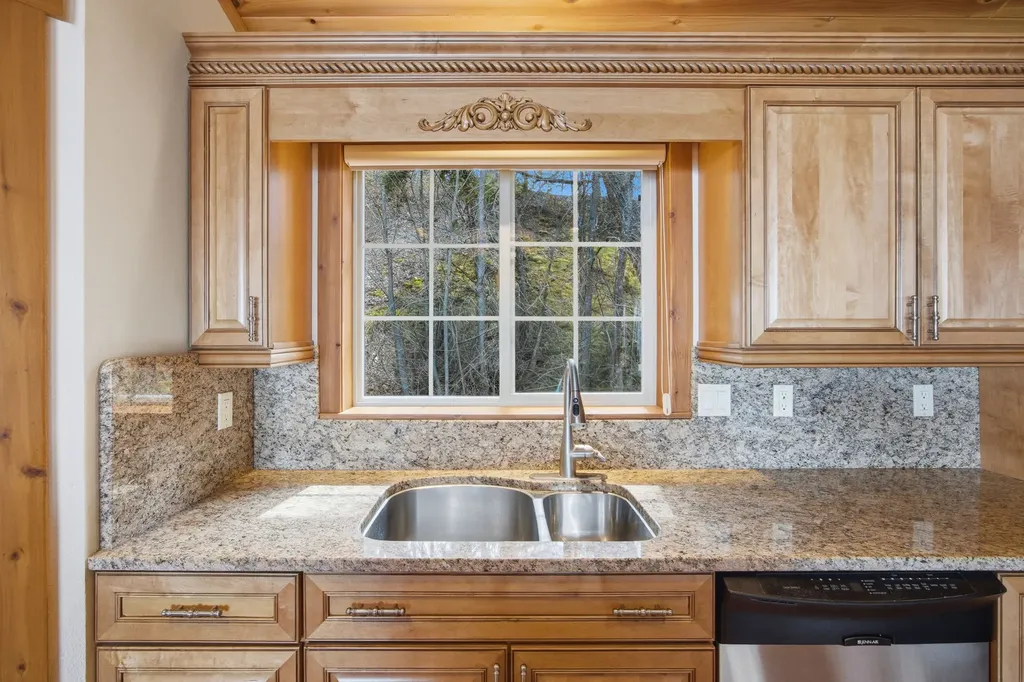 19234 Johns Lakeshore Drive Lakeside MT 59922