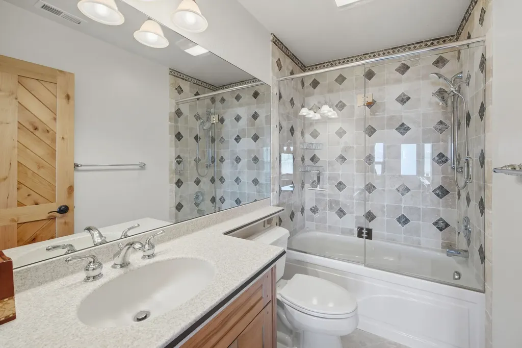 19234 Johns Lakeshore Drive Lakeside MT 59922