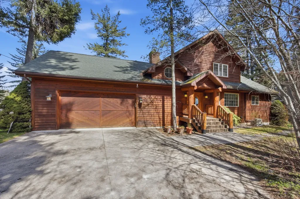 19234 Johns Lakeshore Drive Lakeside MT 59922