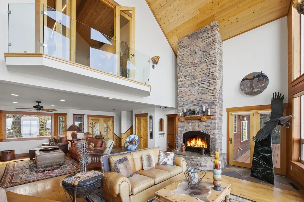 19234 Johns Lakeshore Drive Lakeside MT 59922
