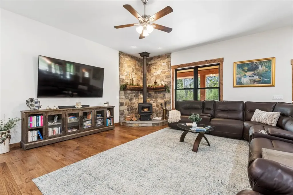 13 Chas Haverlandt Court Marion MT 59925