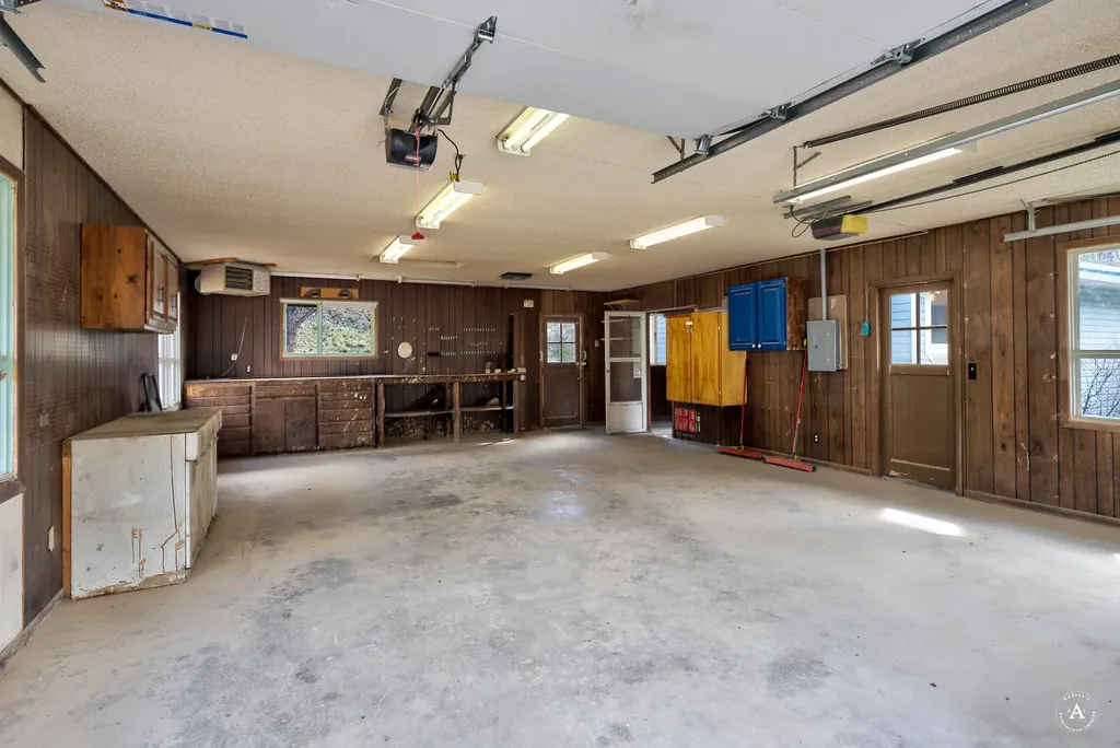6025 Nelson Road Helena MT 59602