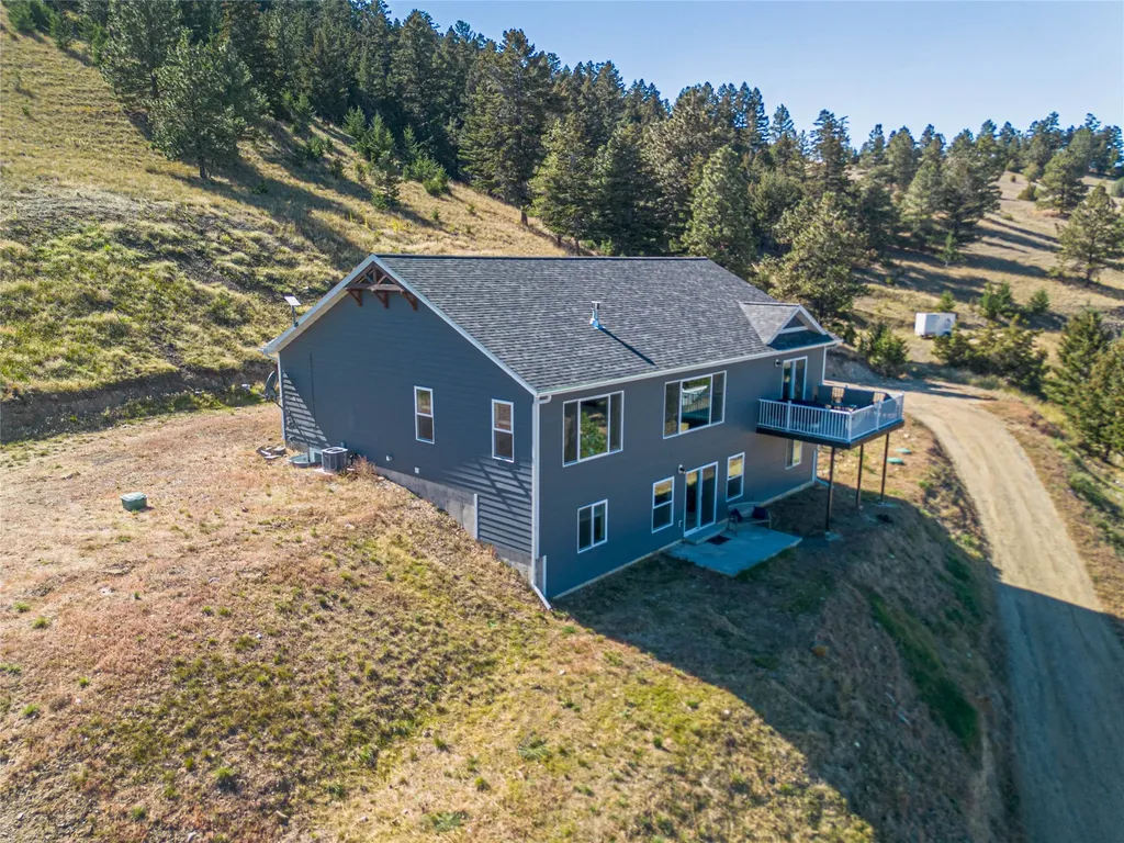 10 Ridgeview Drive Clancy MT 59634