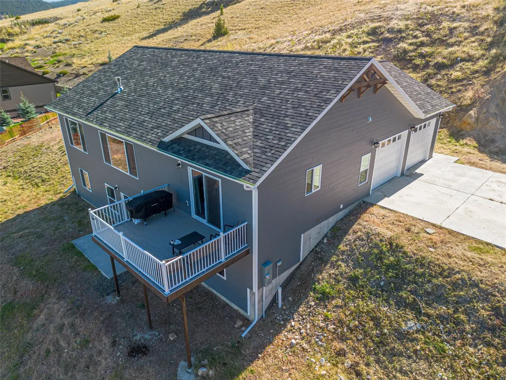 10 Ridgeview Drive Clancy MT 59634