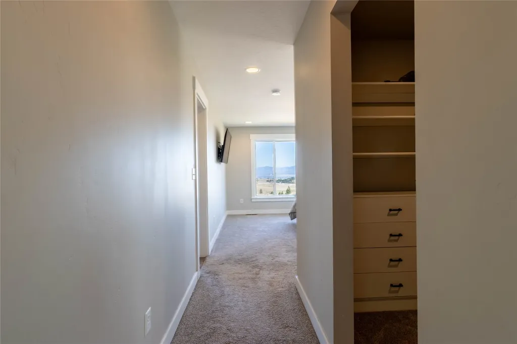 10 Ridgeview Drive Clancy MT 59634