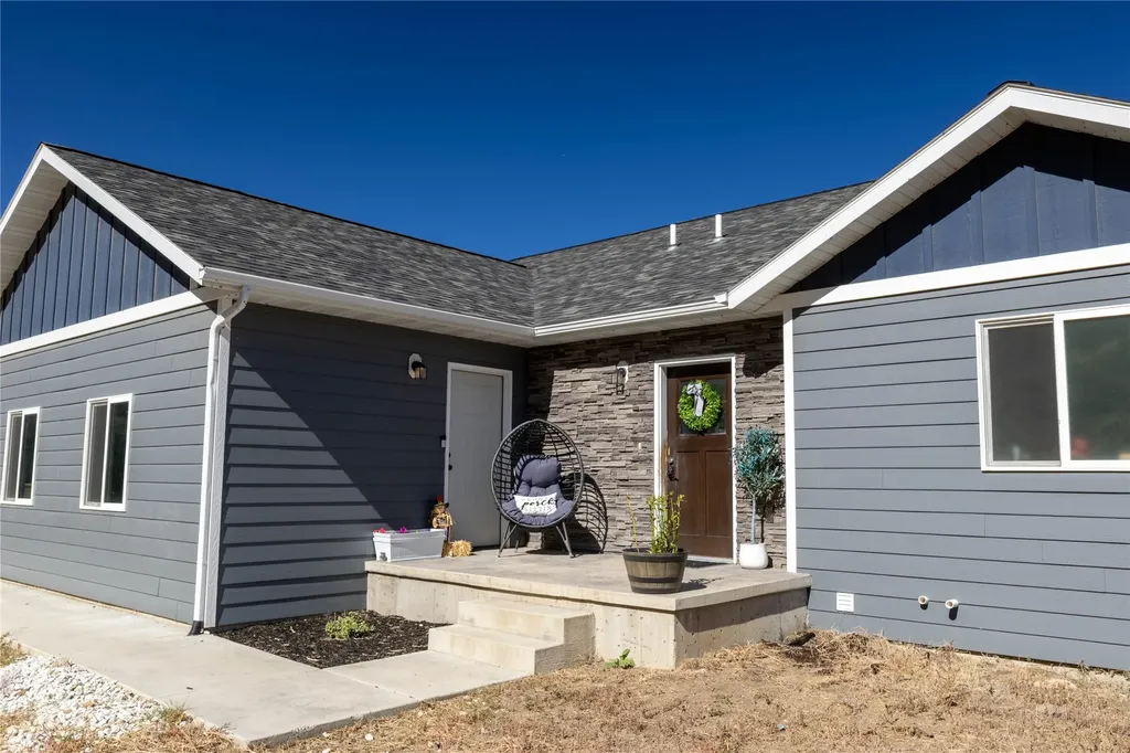 10 Ridgeview Drive Clancy MT 59634