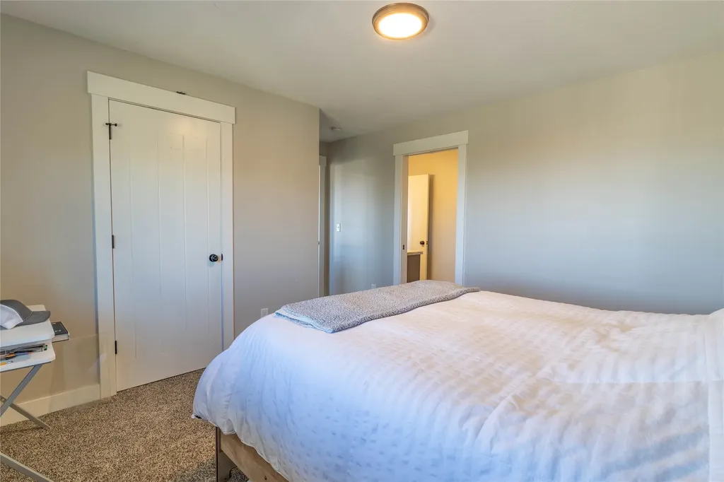10 Ridgeview Drive Clancy MT 59634