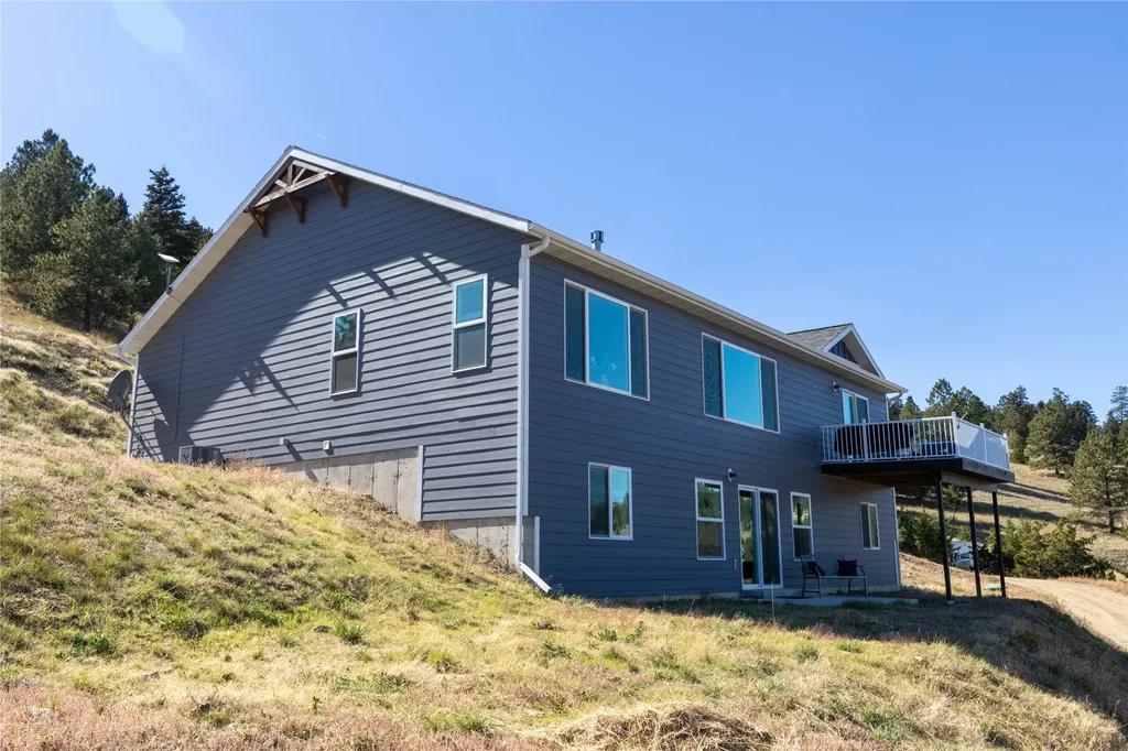 10 Ridgeview Drive Clancy MT 59634