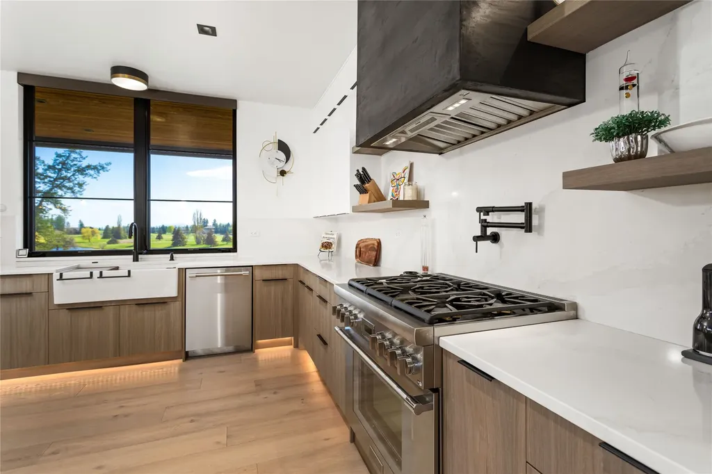 48 Eagle Rock Drive Bigfork MT 59911