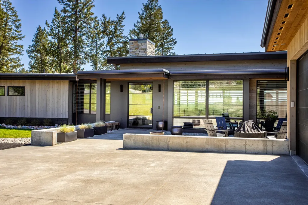 48 Eagle Rock Drive Bigfork MT 59911