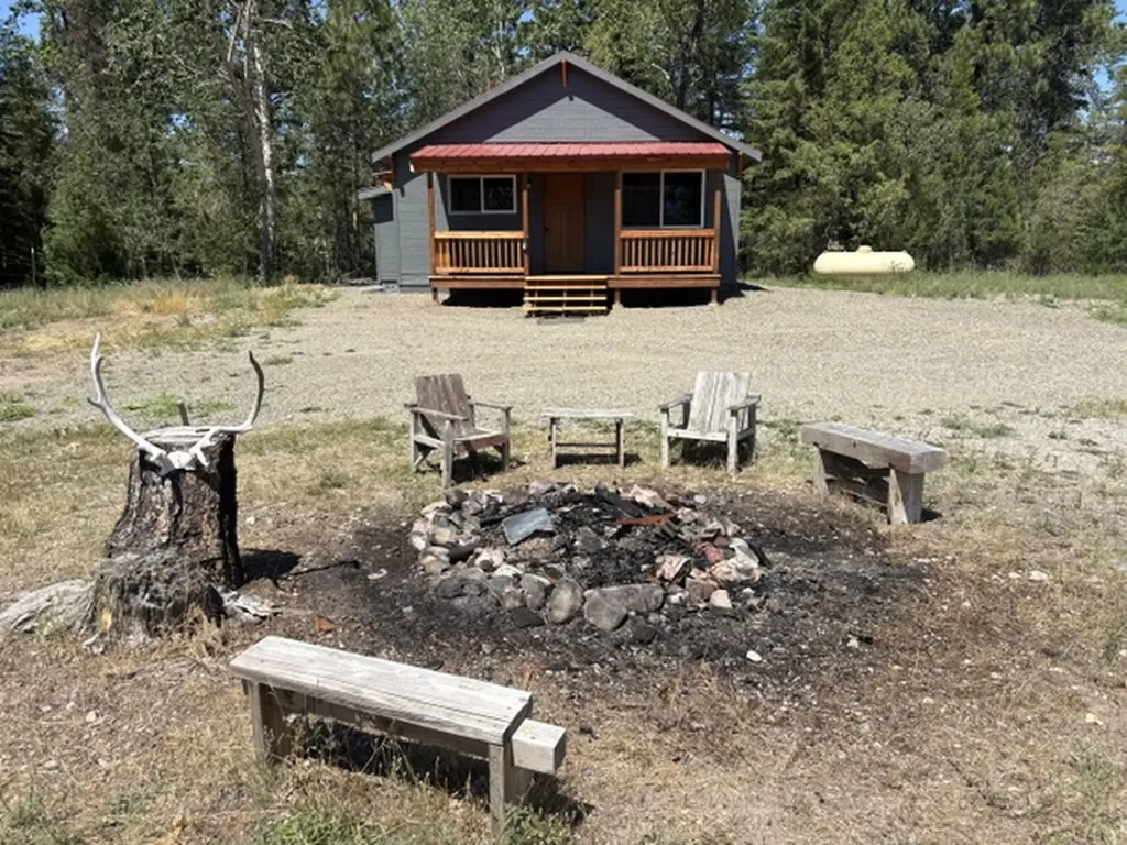 2172 Blackburn Drive Lincoln MT 59639