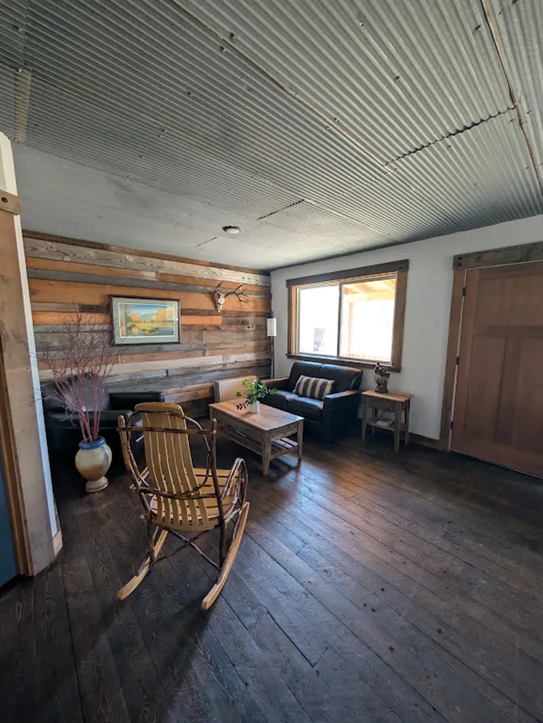 2172 Blackburn Drive Lincoln MT 59639