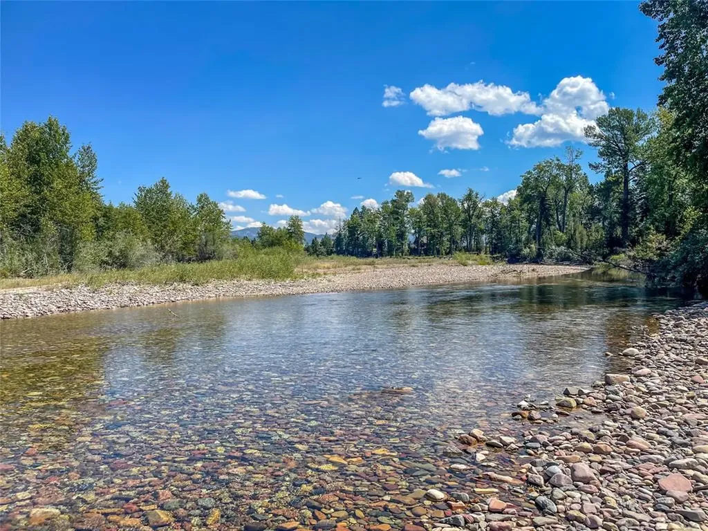 2172 Blackburn Drive Lincoln MT 59639