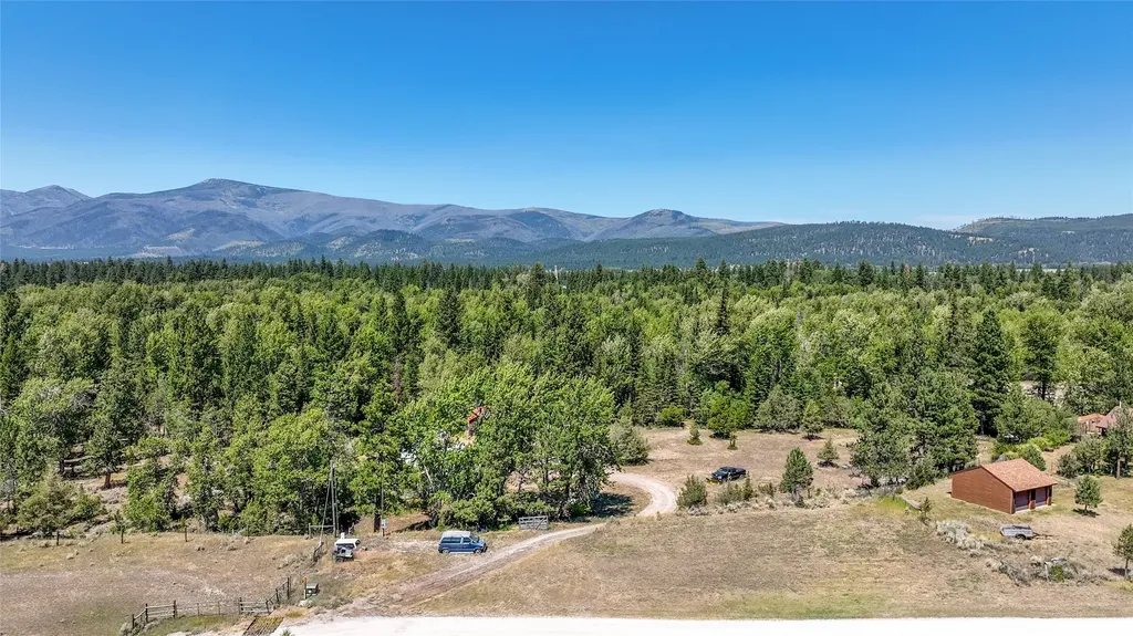 2172 Blackburn Drive Lincoln MT 59639