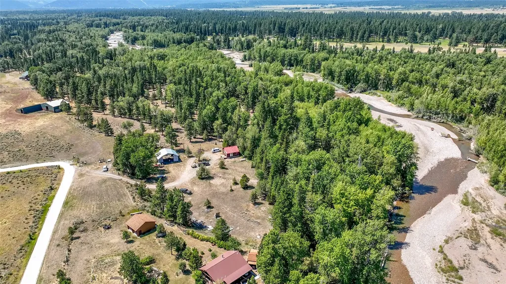 2172 Blackburn Drive Lincoln MT 59639