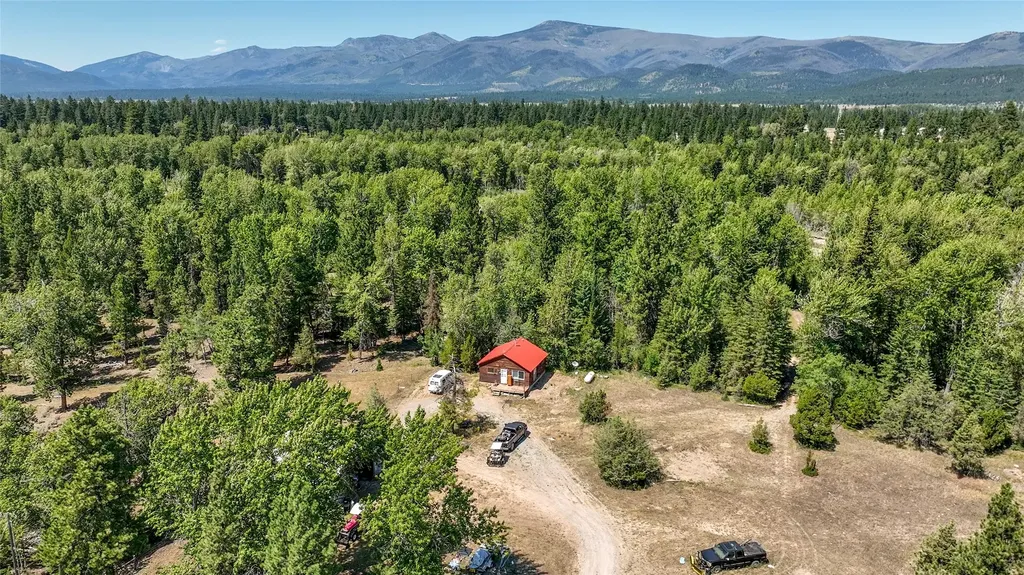 2172 Blackburn Drive Lincoln MT 59639