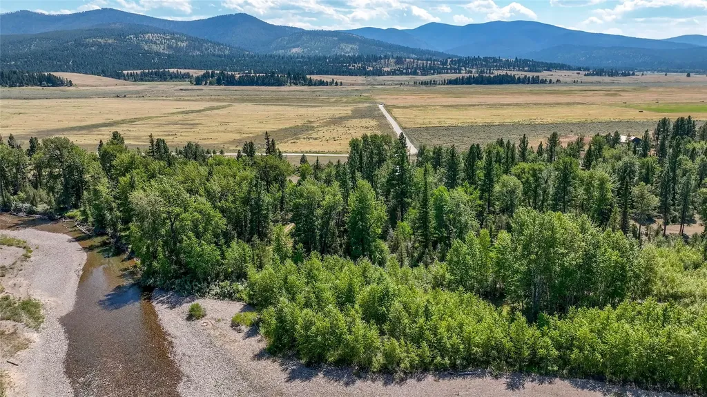 2172 Blackburn Drive Lincoln MT 59639
