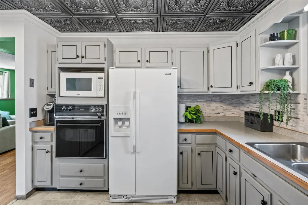 100 N Thurman Avenue East Helena MT 59635