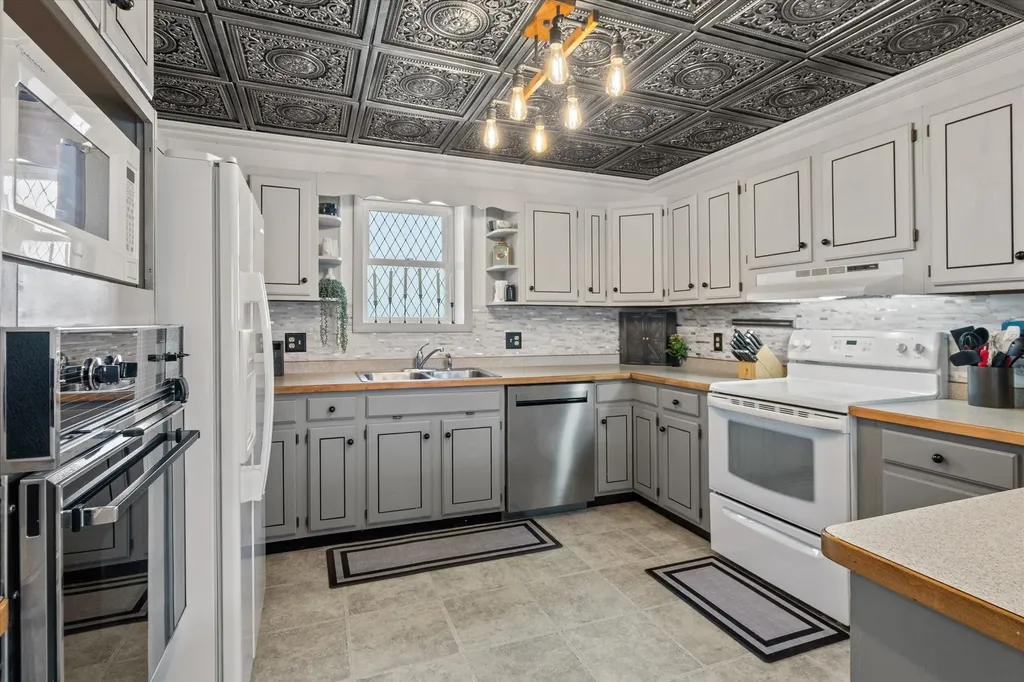100 N Thurman Avenue East Helena MT 59635