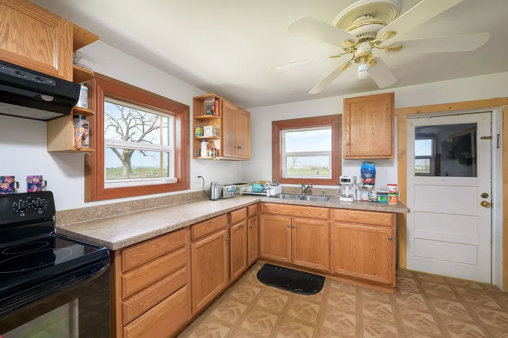 5213 Shepherd Acton Road Shepherd MT 59079
