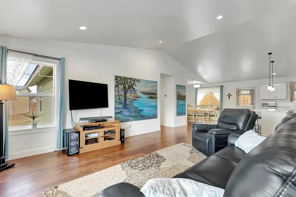 668 Winding Creek Trail Corvallis MT 59828