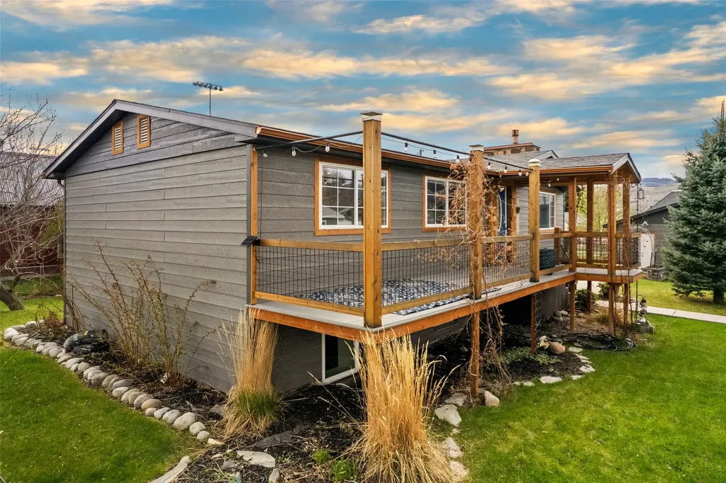 209 4th Street Townsend MT 59644