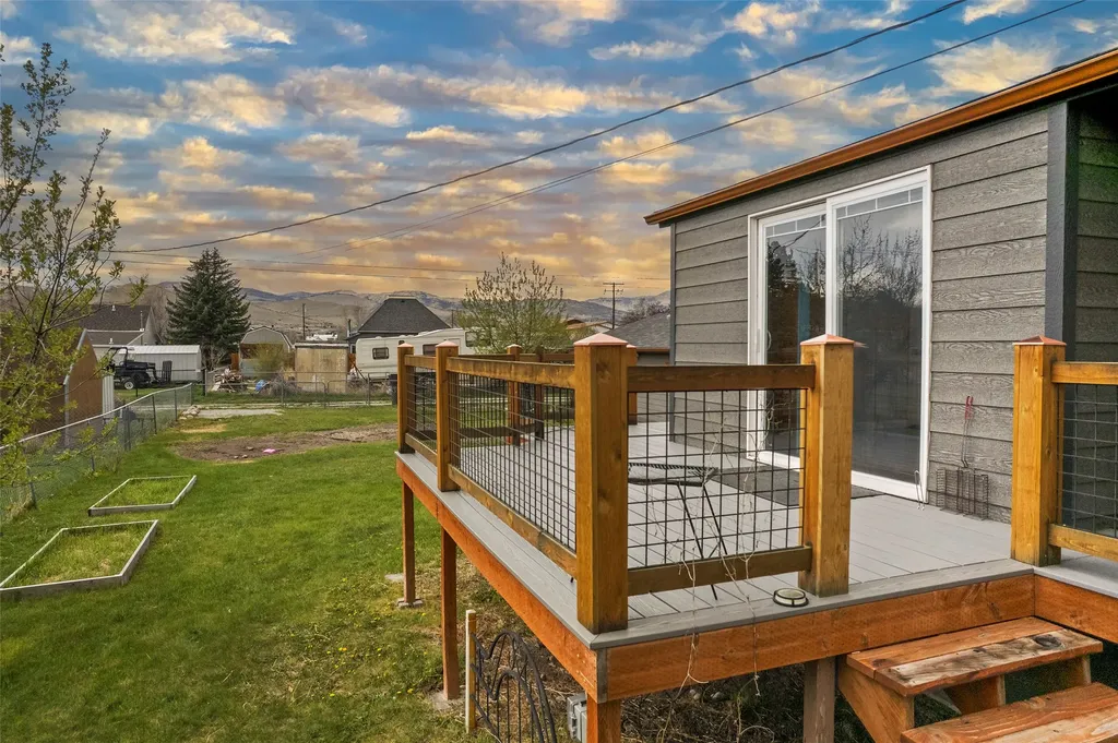 209 4th Street Townsend MT 59644