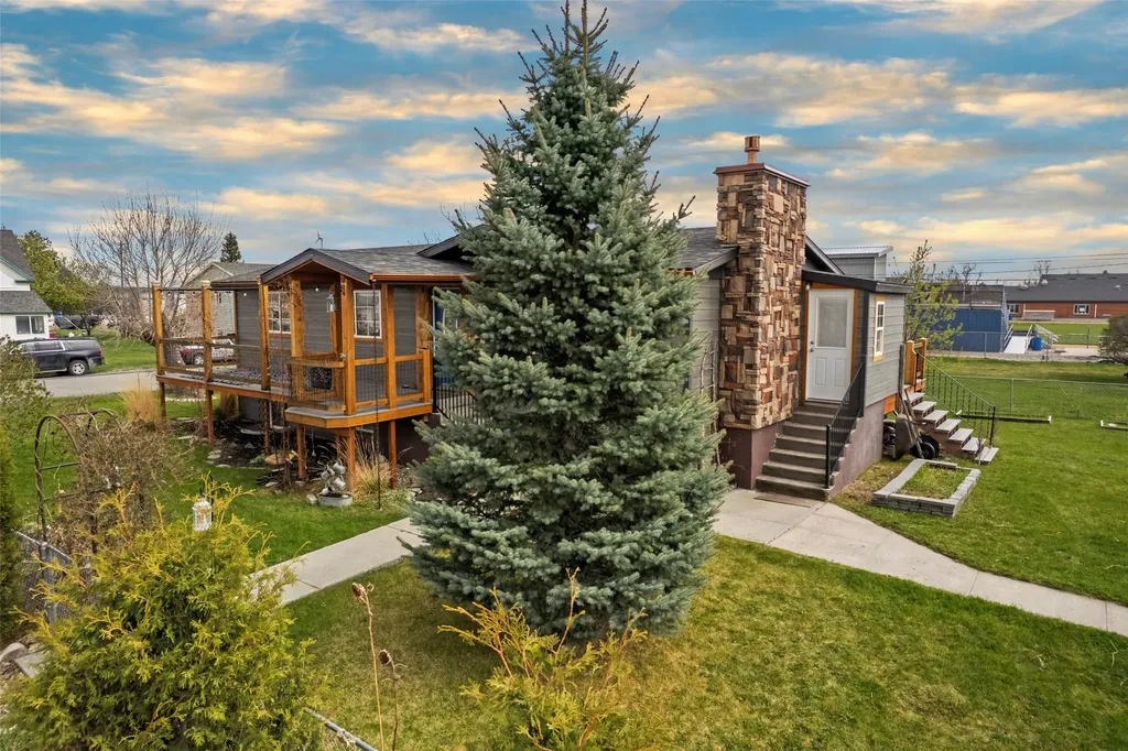 209 4th Street Townsend MT 59644