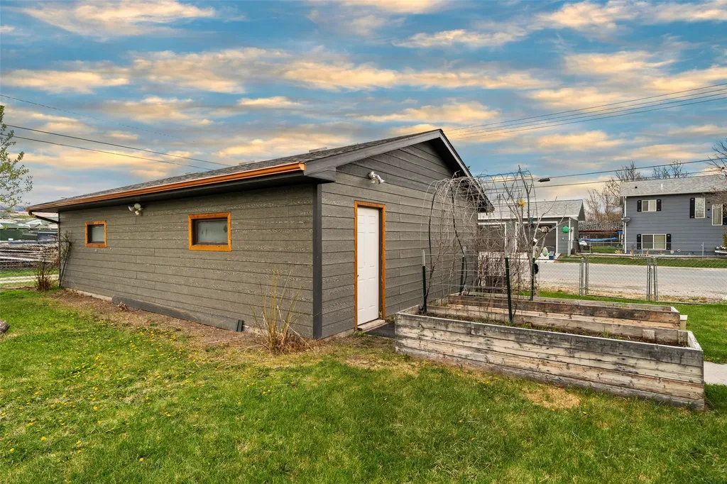 209 4th Street Townsend MT 59644