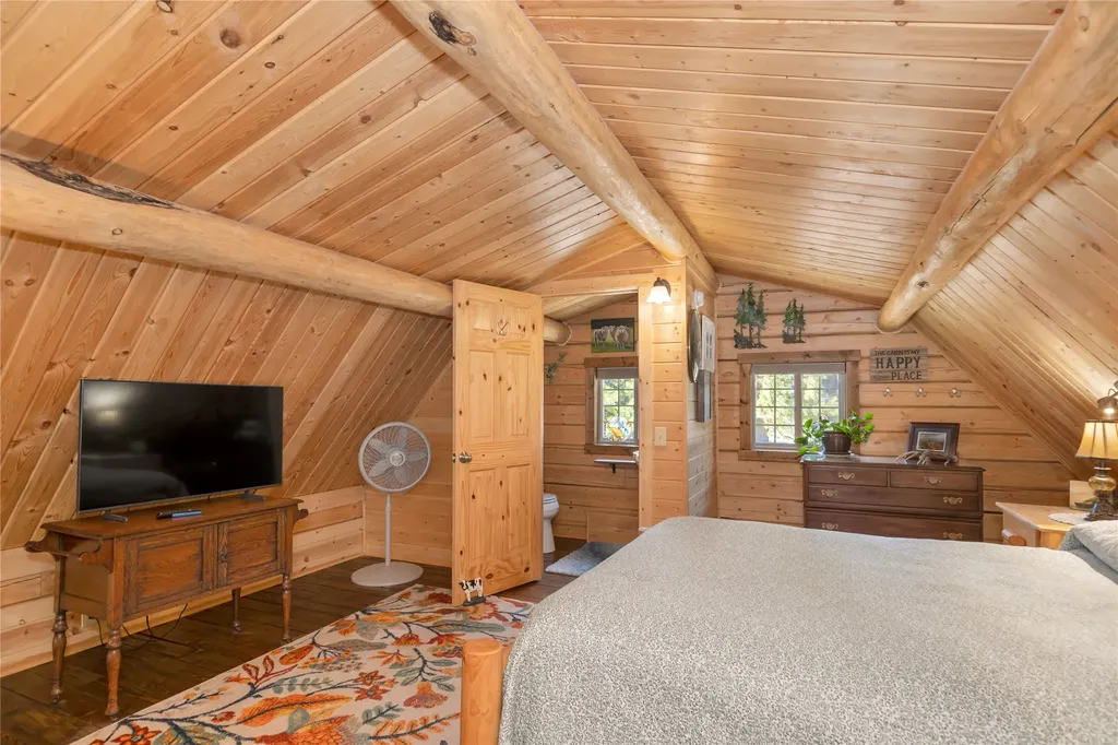 4551 Patterson Loop Lincoln MT 59639