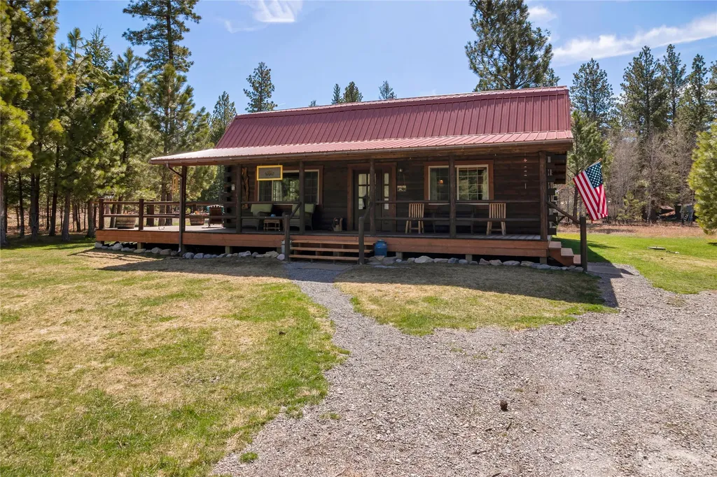 4551 Patterson Loop Lincoln MT 59639