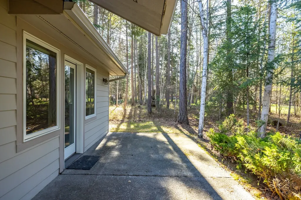 220 Pine Valley Loop Columbia Falls MT 59912