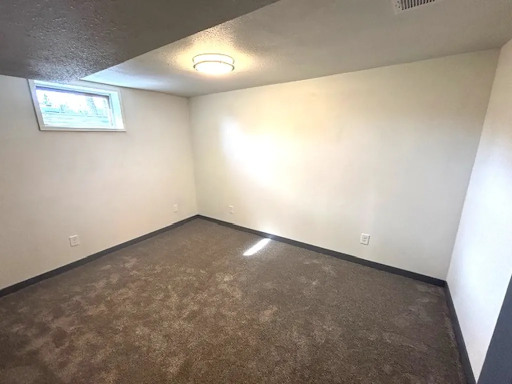 551 7th Avenue S Shelby MT 59474