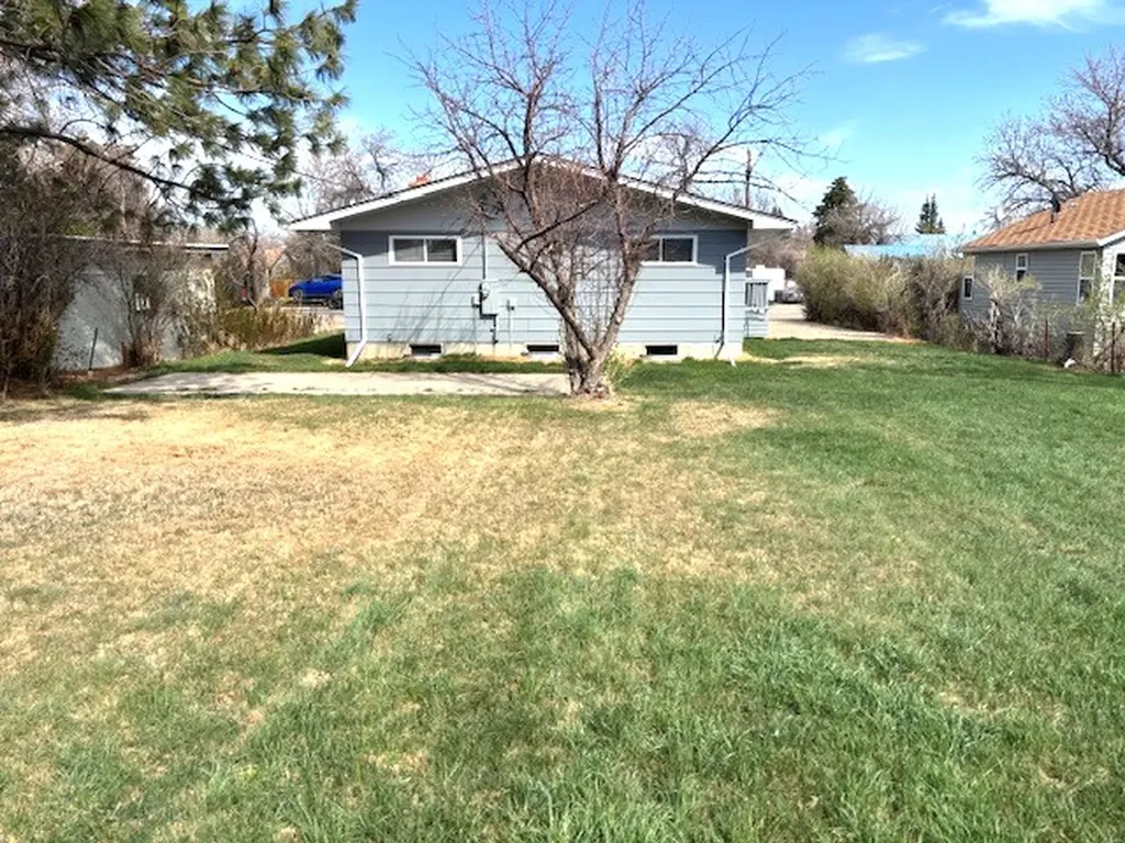 551 7th Avenue S Shelby MT 59474